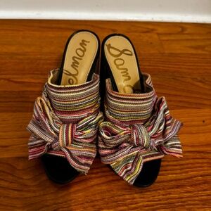 Sam Edelman bowtie multicolored heeled shoe